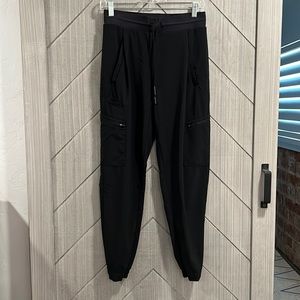 Athleta Venture Pant (jogger)